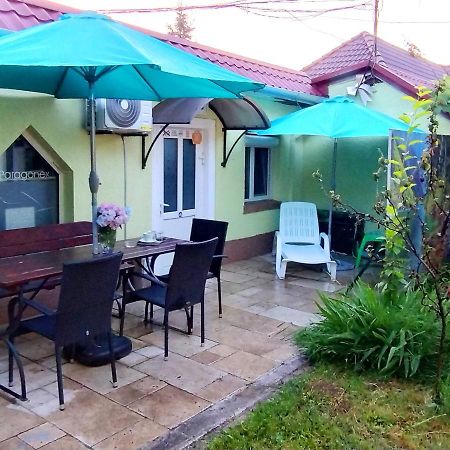 Hostel Pascalis Alesd 外观 照片