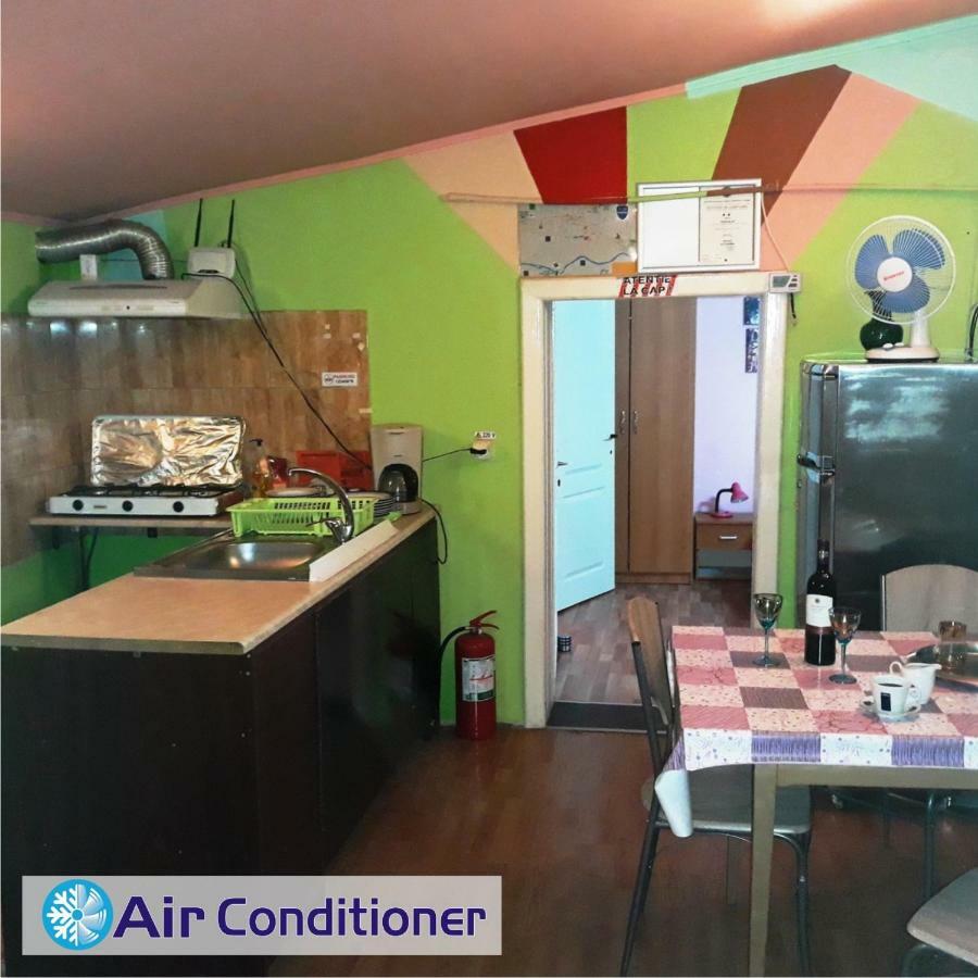 Hostel Pascalis Alesd 外观 照片